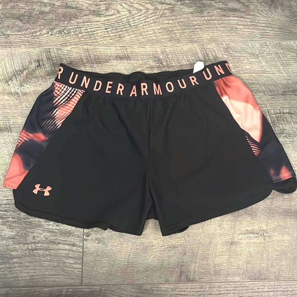 Large Black under armour shorts